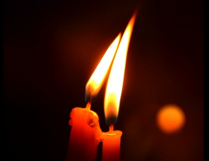 Свечной паттерн «встречающиеся свечи»